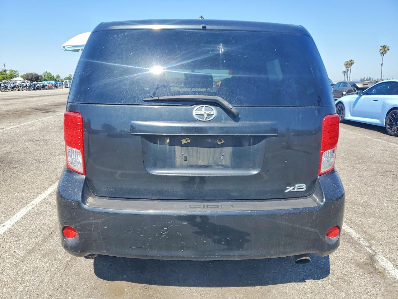 Scion xB Base