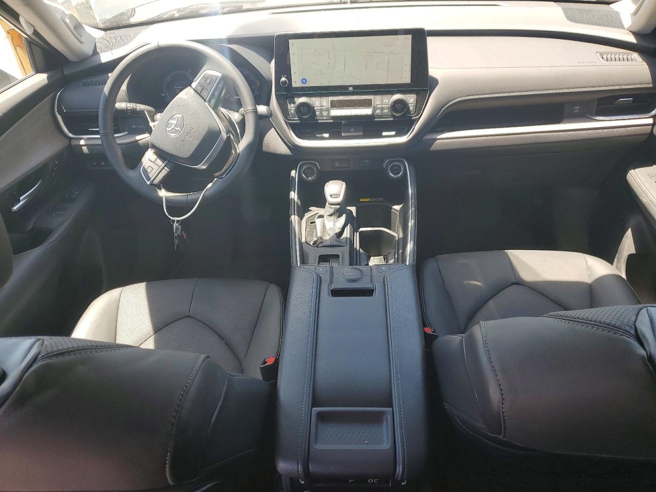 Toyota Grand High Limited