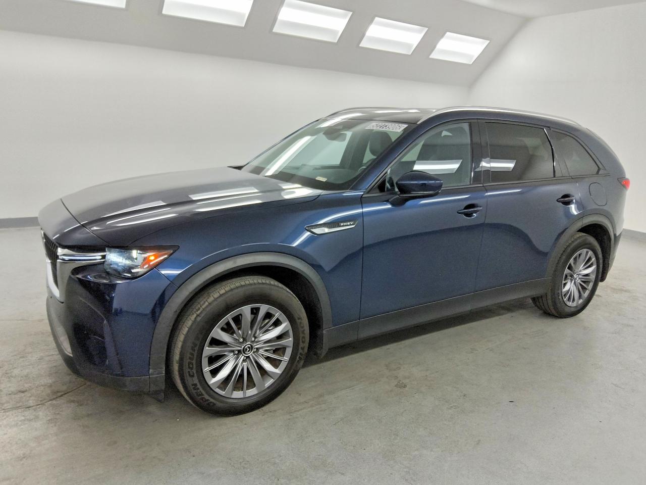 Salvage Mazda Cx Image