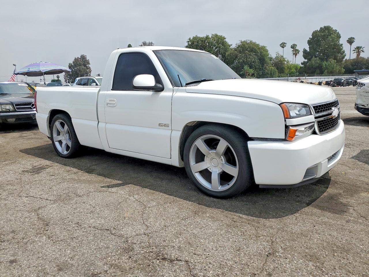 Chevrolet Silverado C1500