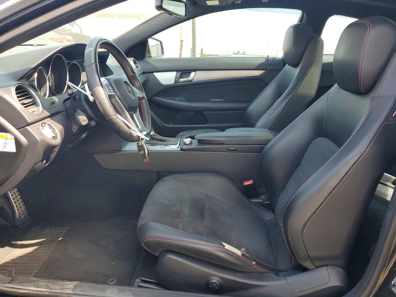 Mercedes-Benz C-Class 350