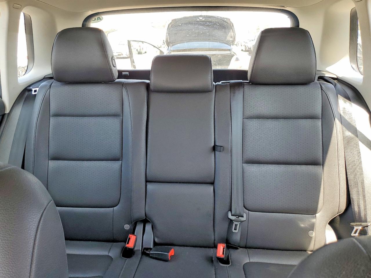 Volkswagen Tiguan S