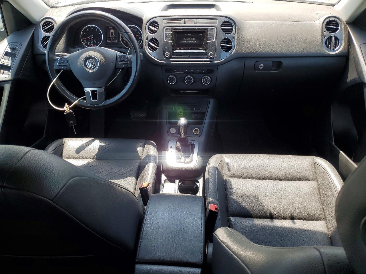 Volkswagen Tiguan S