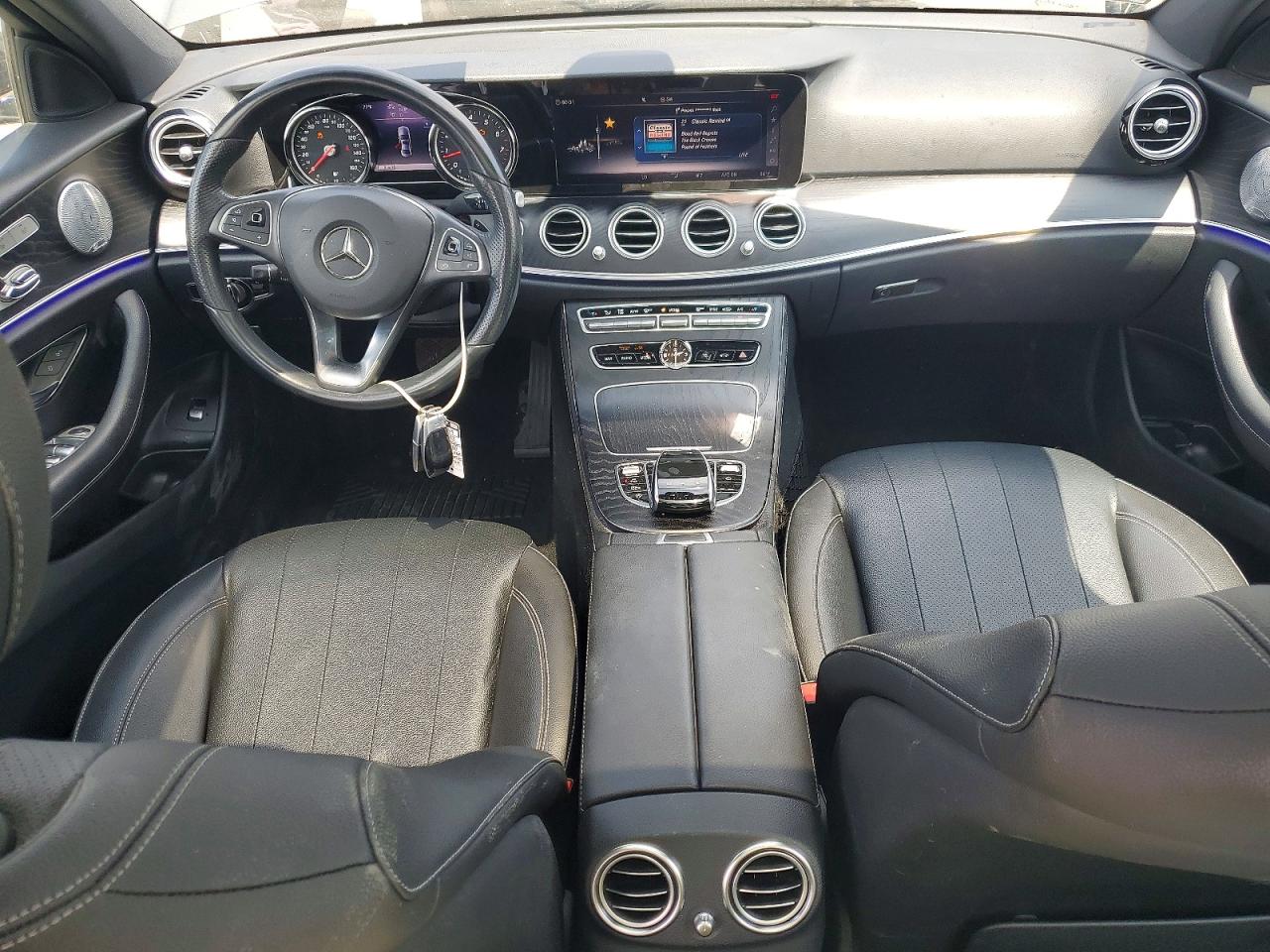 Mercedes-Benz E-Class 300