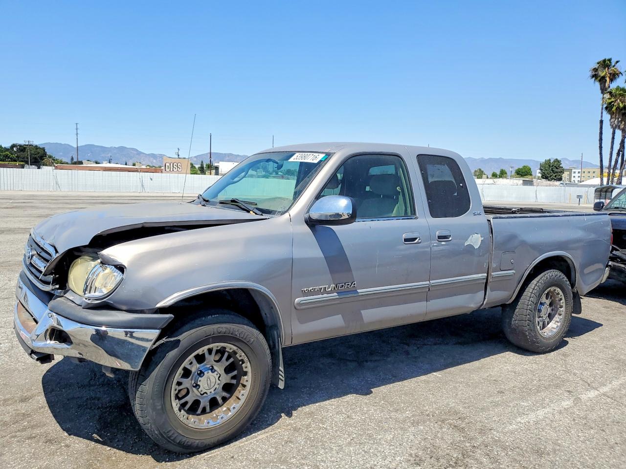 Salvage Toyota Tundra Image