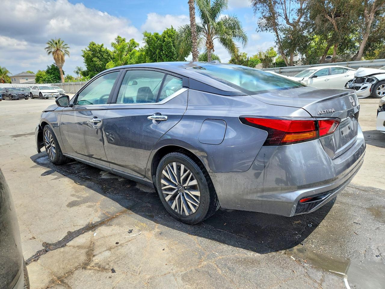 Nissan Altima Sv