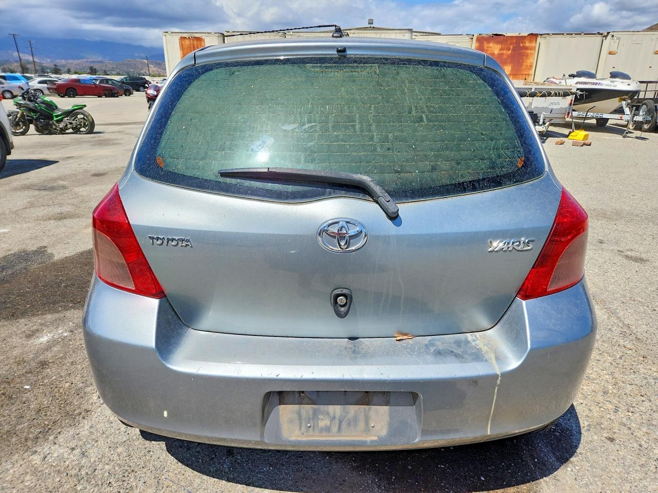 Toyota Yaris Base