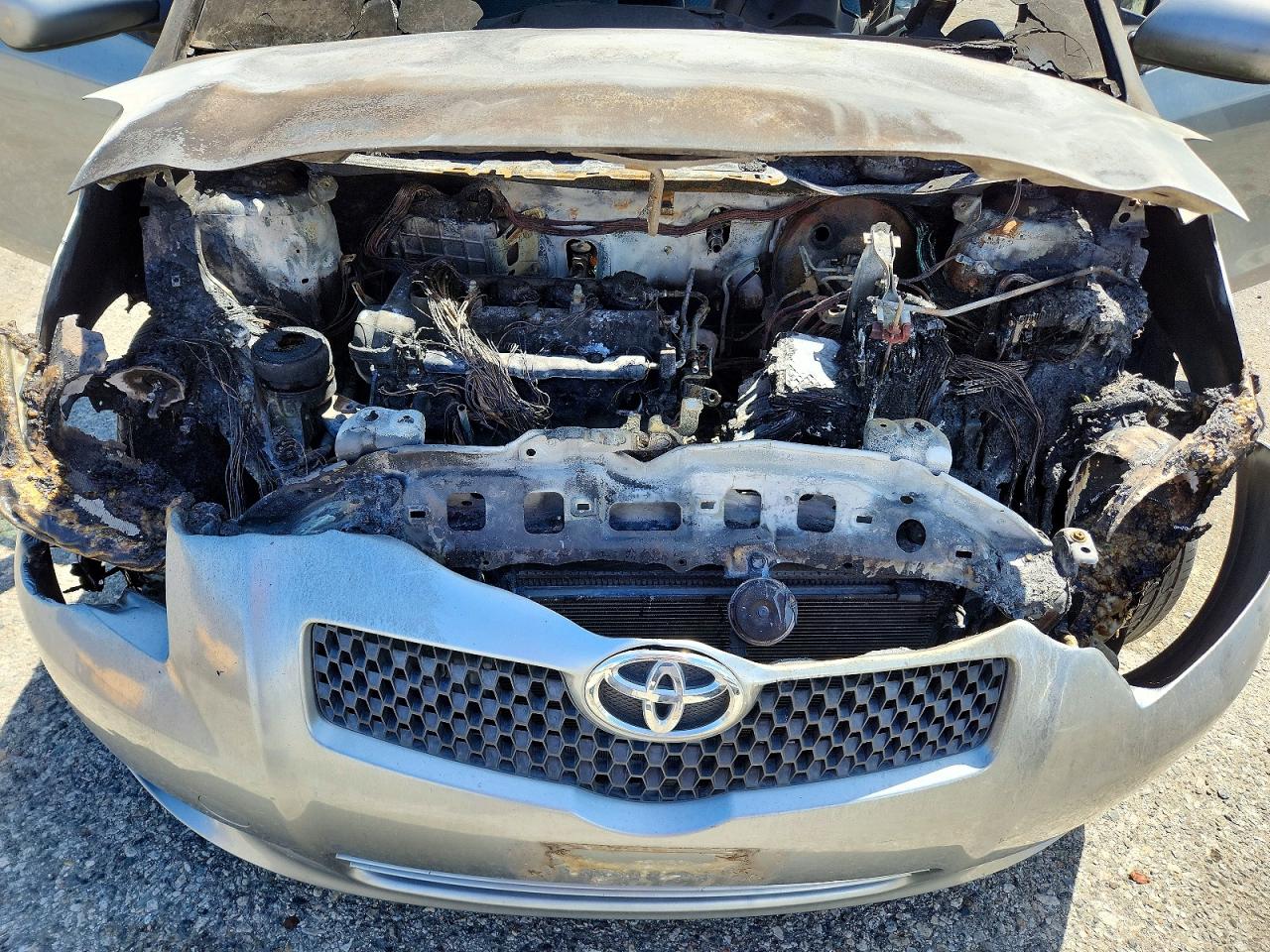 Toyota Yaris Base