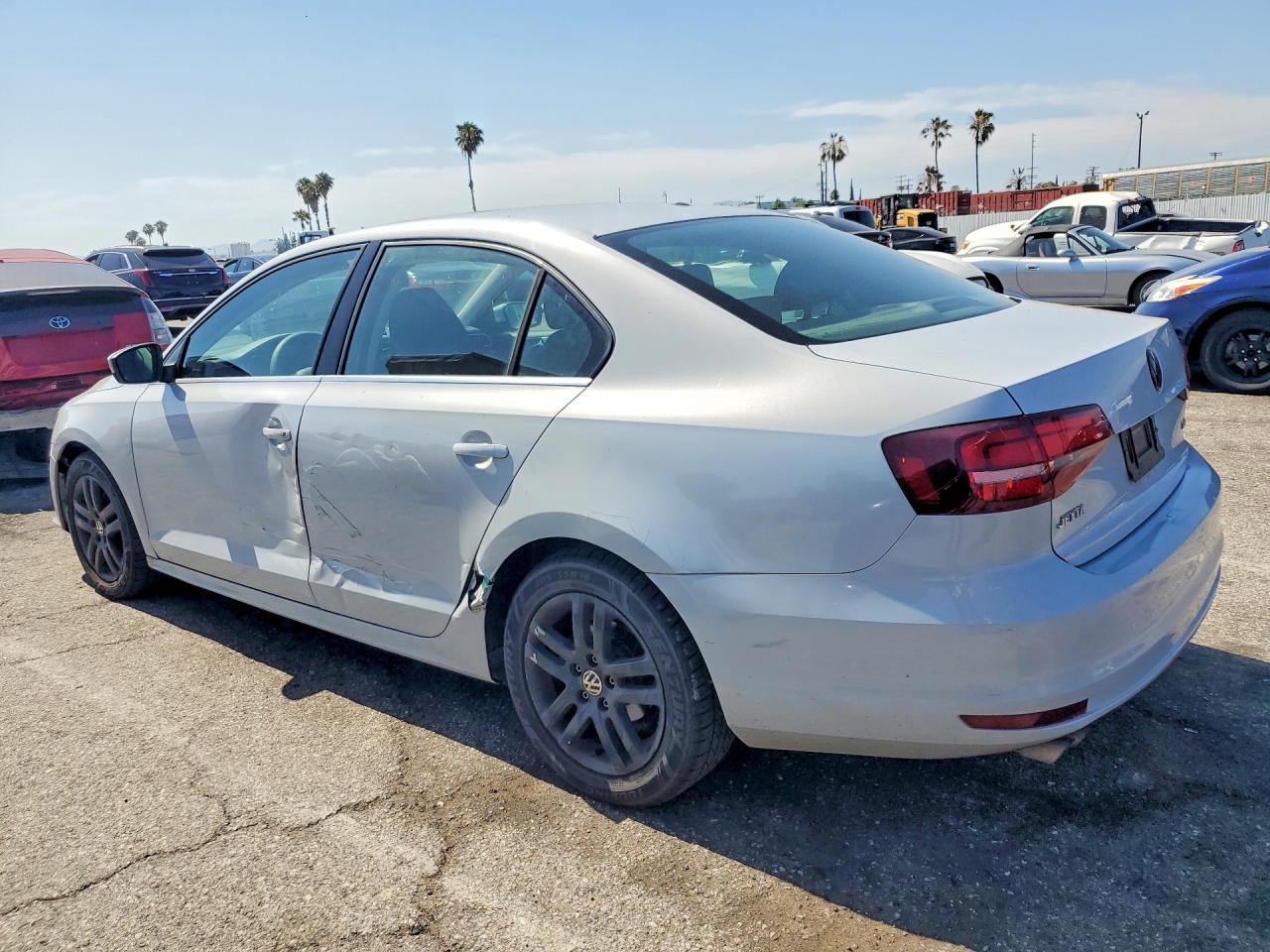 Volkswagen Jetta S
