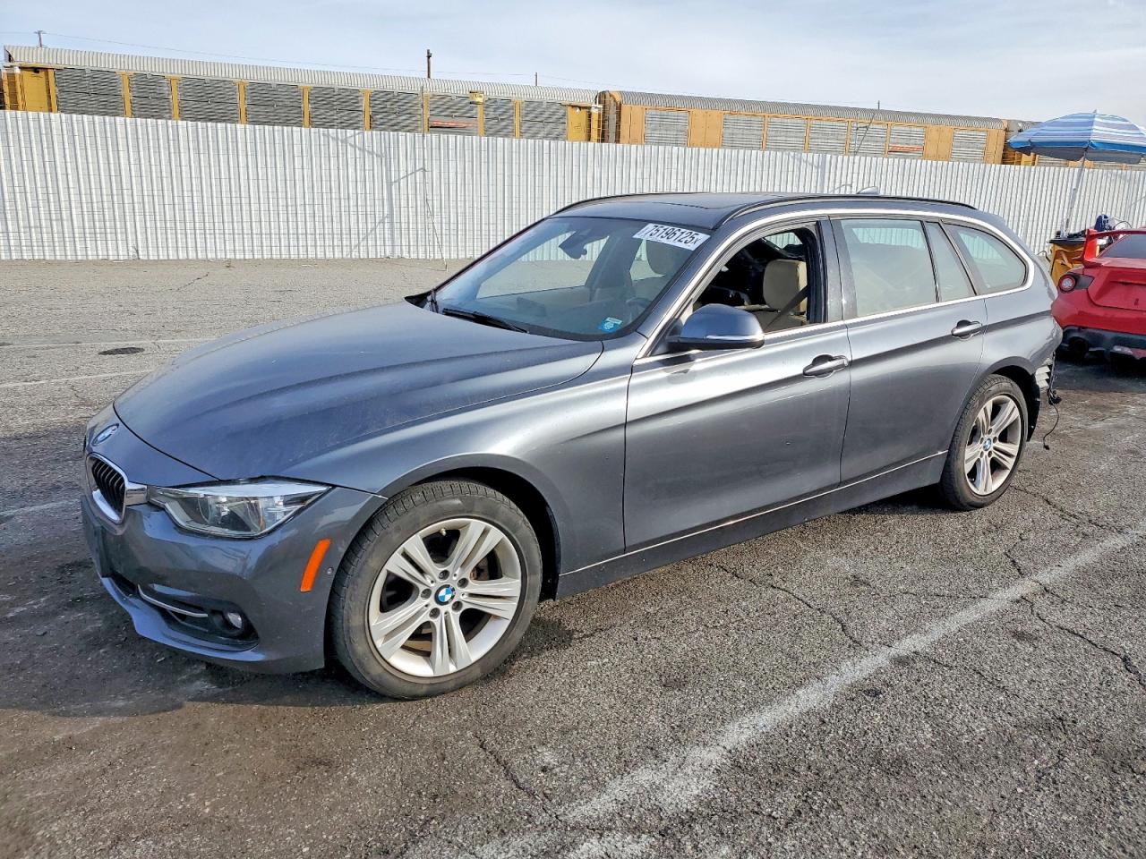 Salvage BMW 3 Series Image