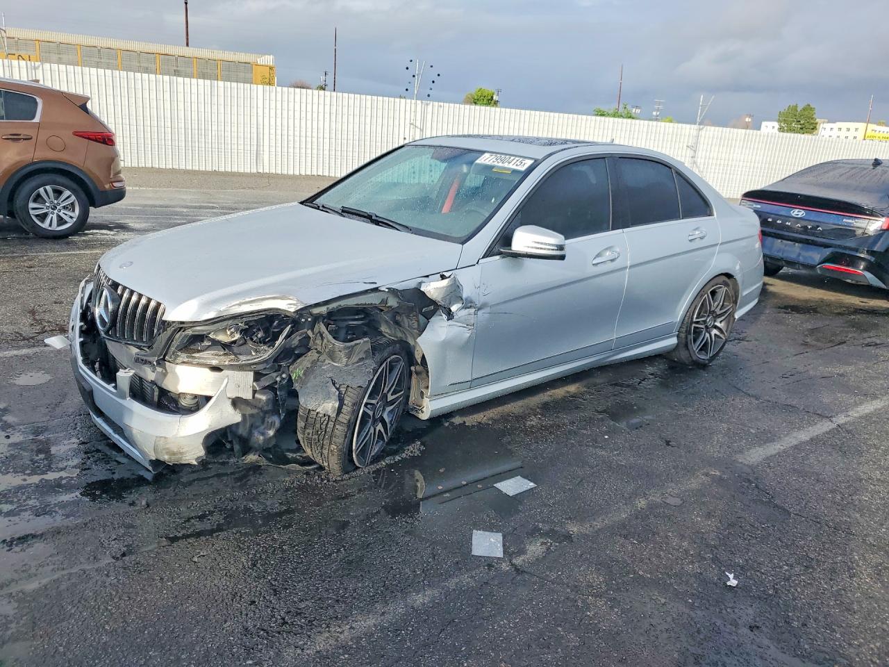 Salvage Mercedes-Benz C-Class Image