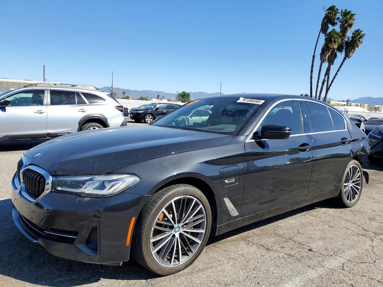 Salvage BMW 5 Series Image