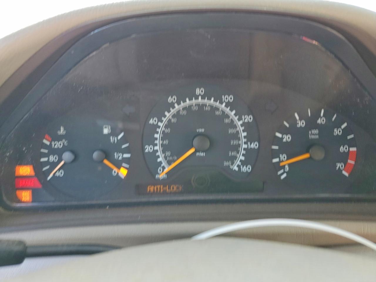 Mercedes-Benz Clk-class 320