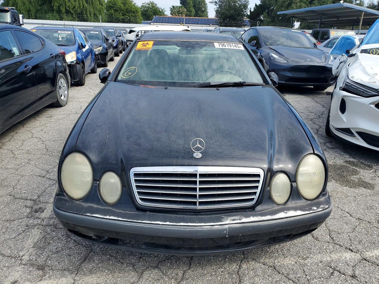 Mercedes-Benz Clk-class 320