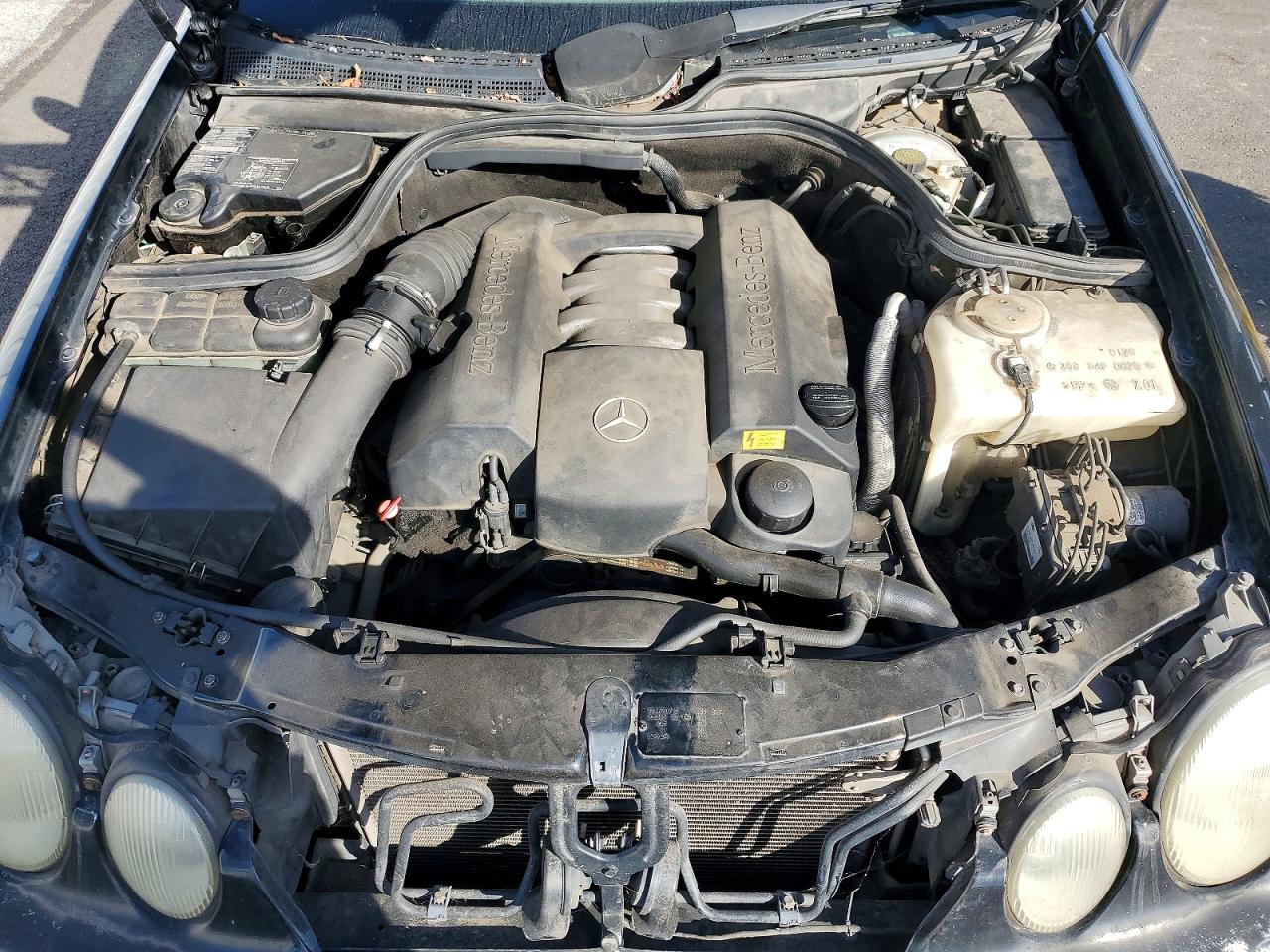 Mercedes-Benz Clk-class 320