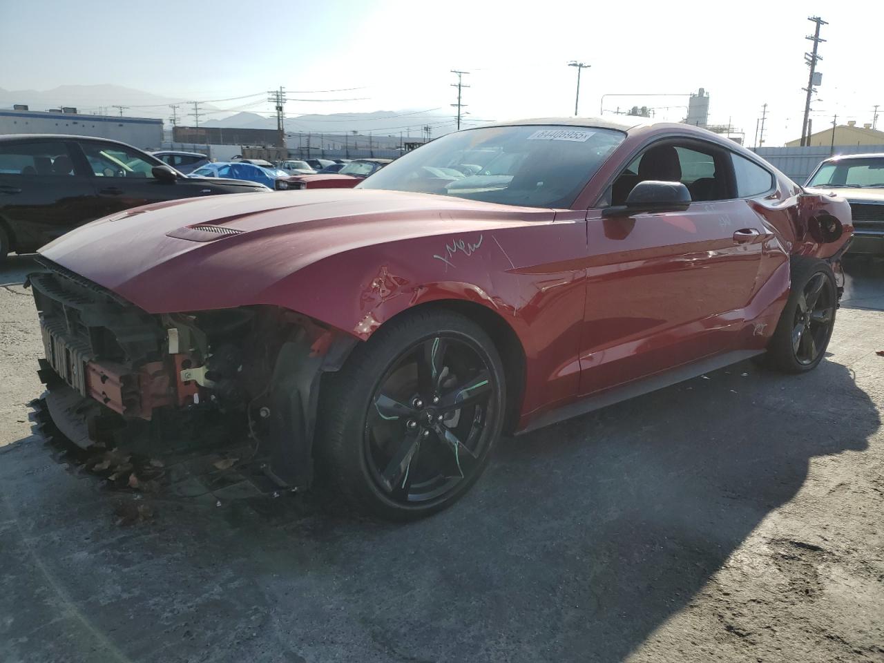 Salvage Ford Mustang Image