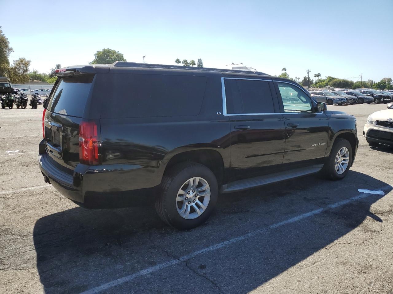 Chevrolet Suburban C1500 Ls