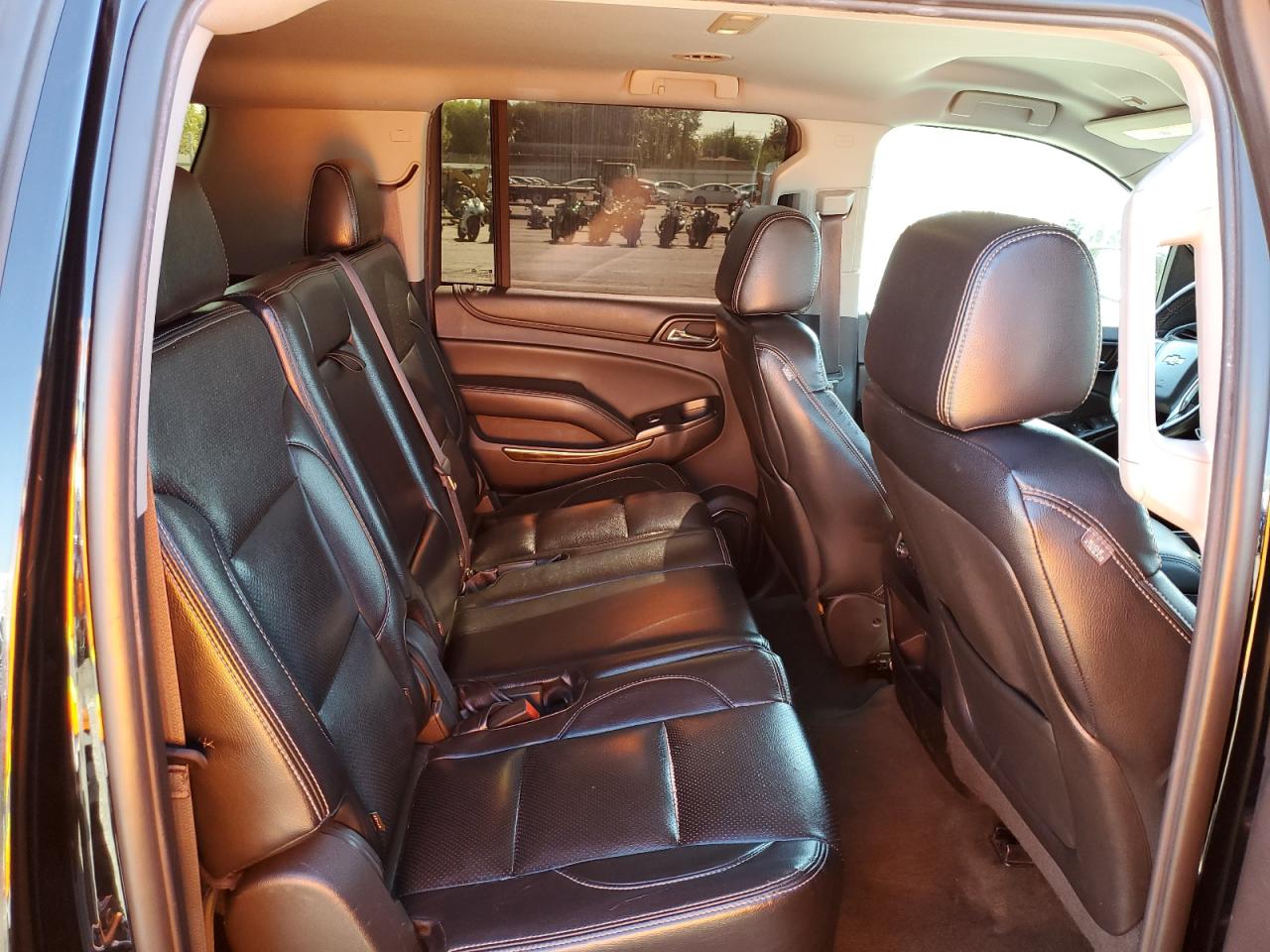 Chevrolet Suburban C1500 Ls