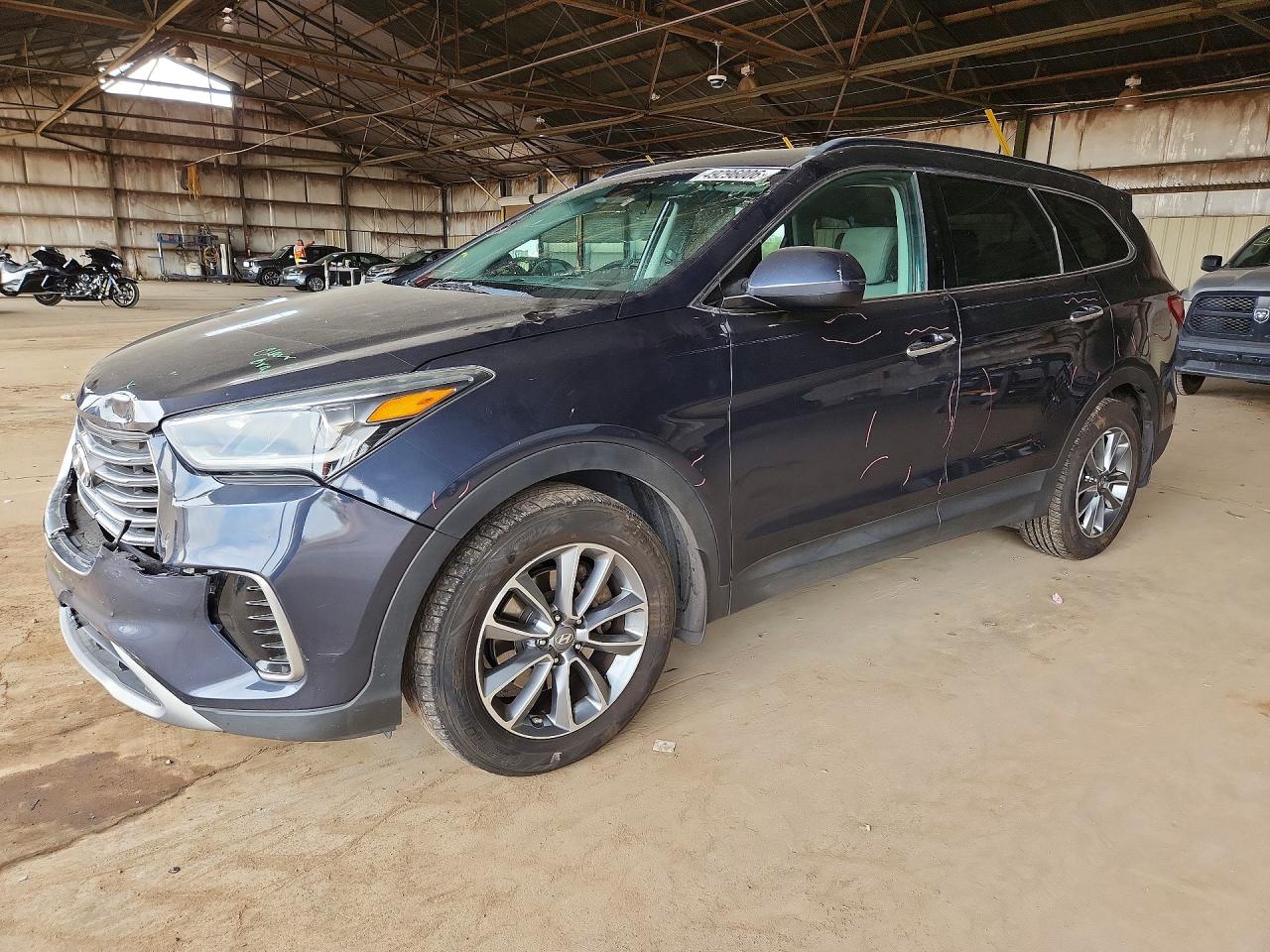 Salvage Hyundai SANTA FE Image