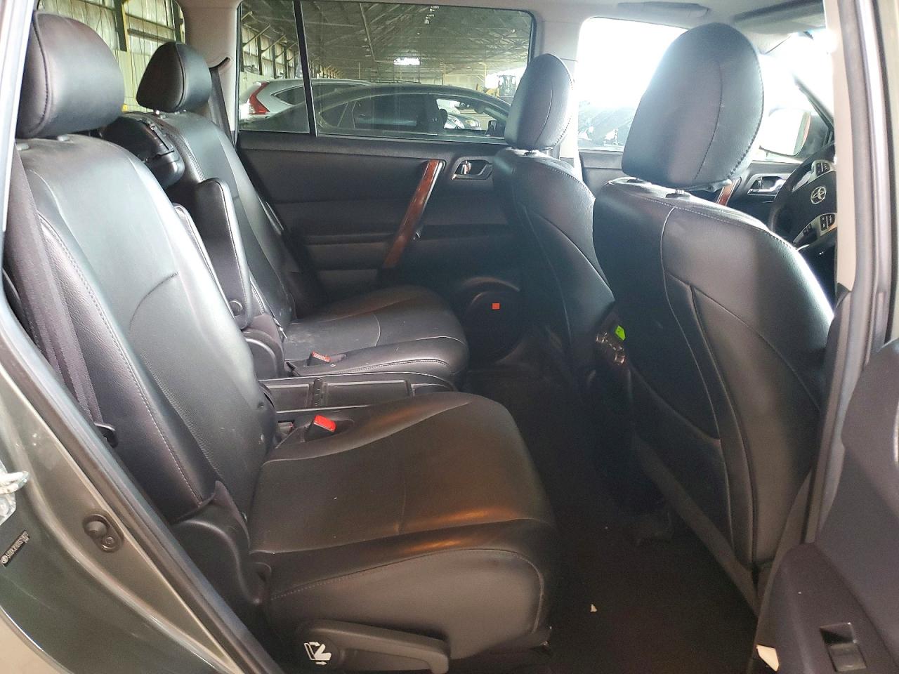 Toyota Highlander Limited