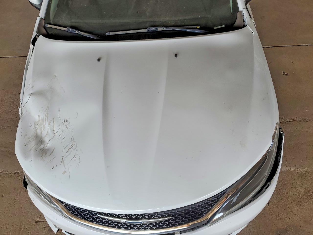 Chrysler 200 C