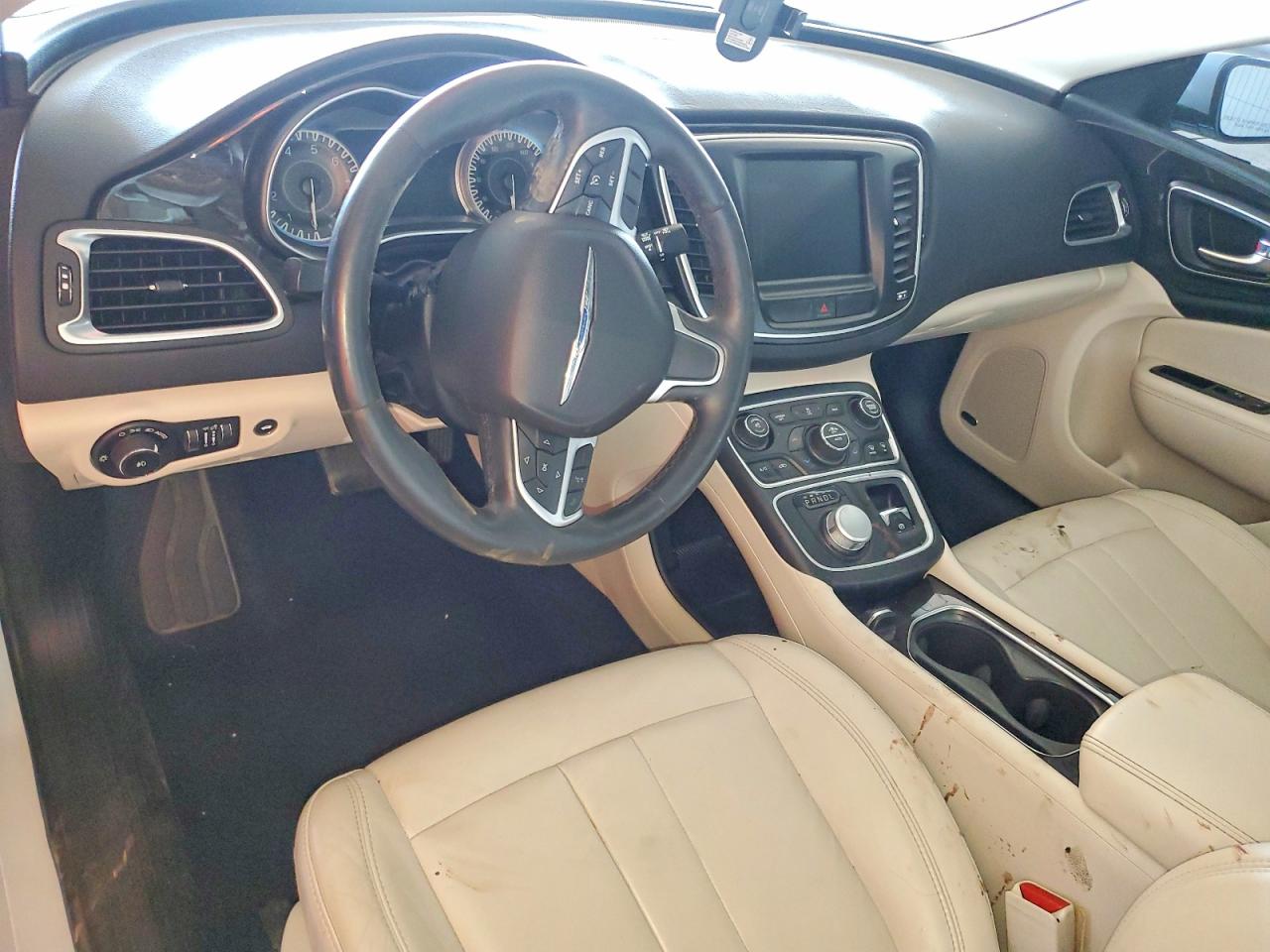 Chrysler 200 C
