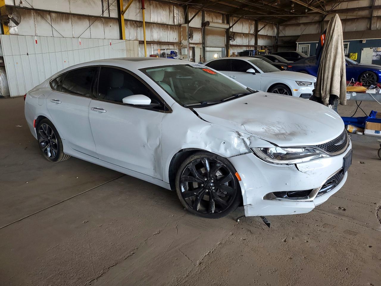 Chrysler 200 C