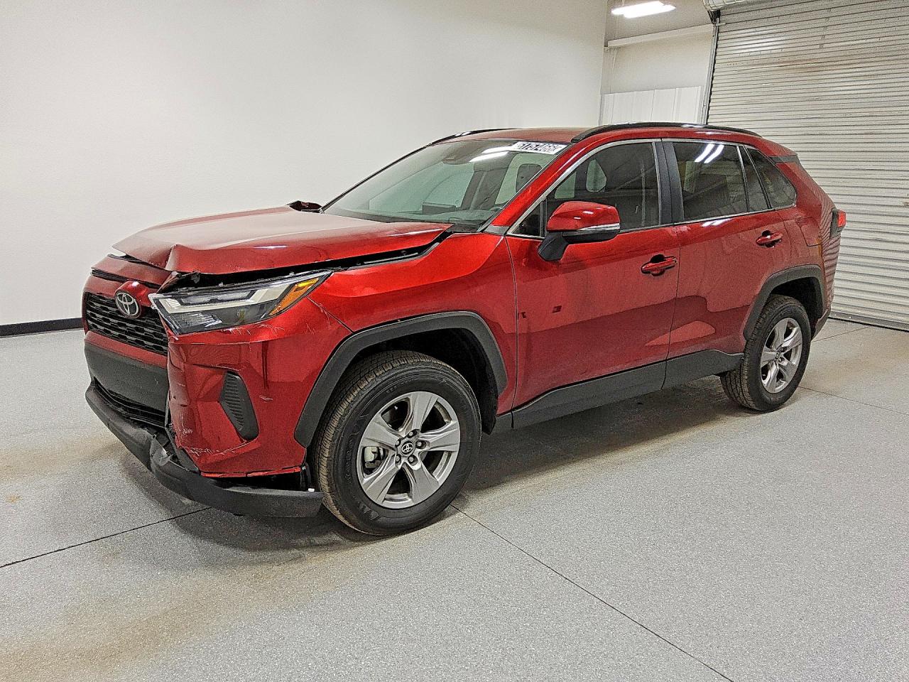 Salvage Toyota RAV4 Image