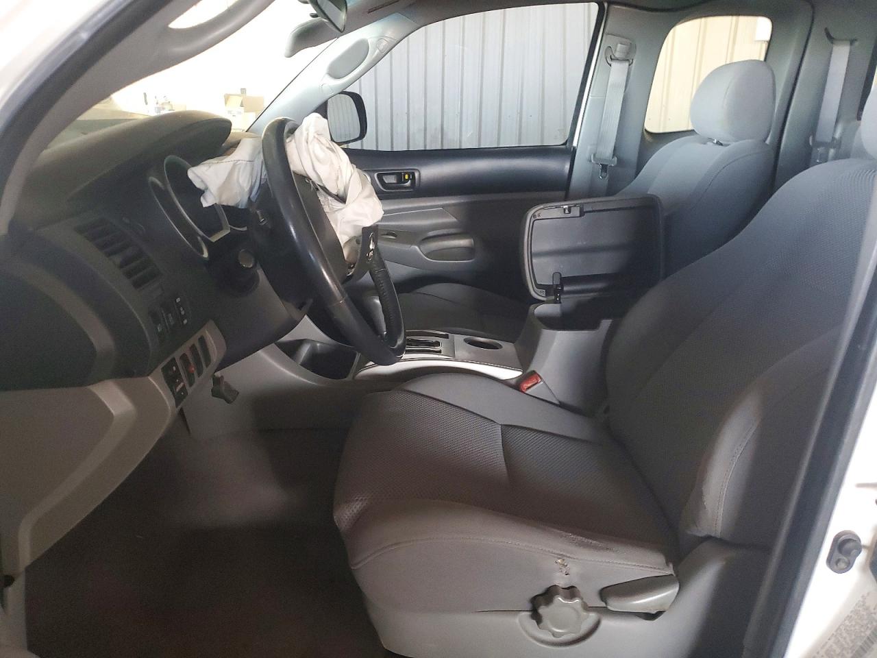 Toyota Tacoma Prerunner Access Cab