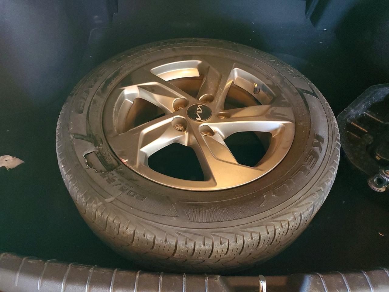 Kia K5 Lxs
