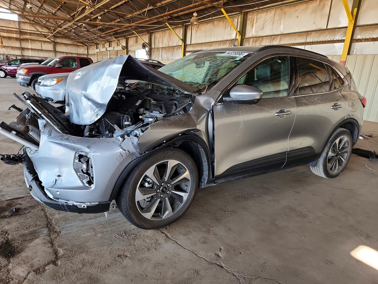 Salvage Ford Escape Image