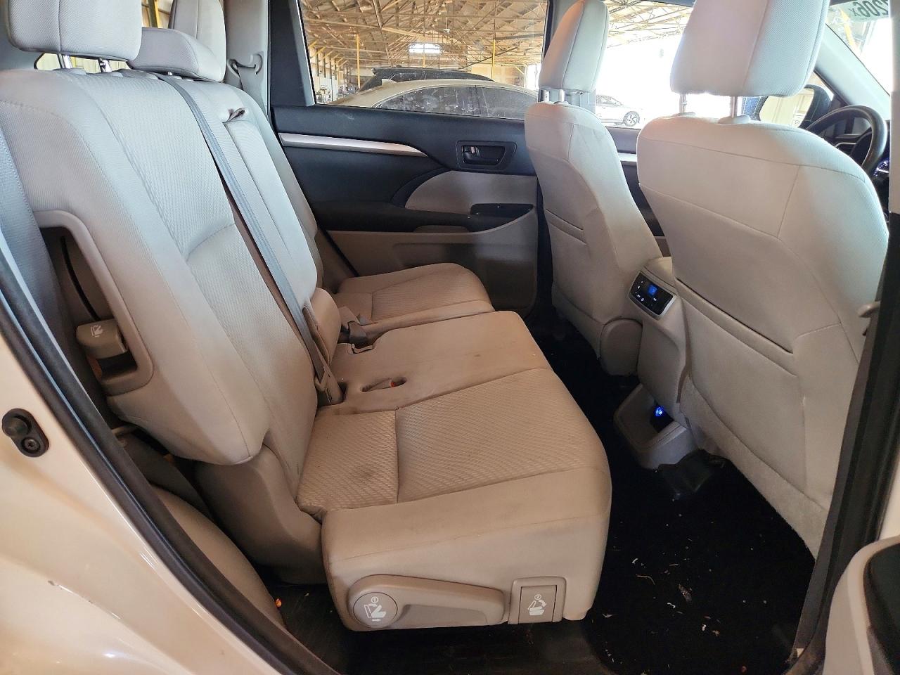 Toyota Highlander Le