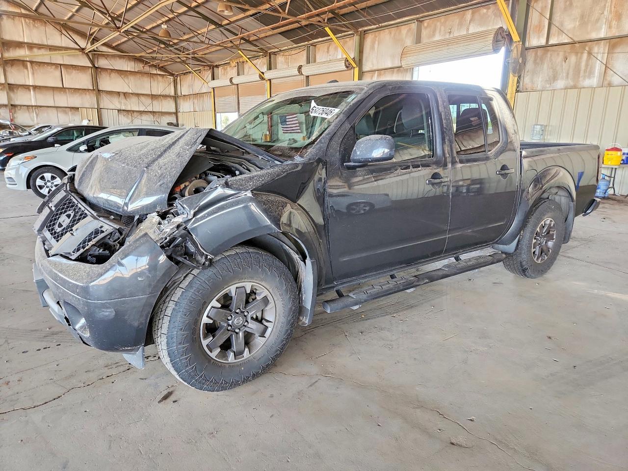 Salvage Nissan Frontier Image