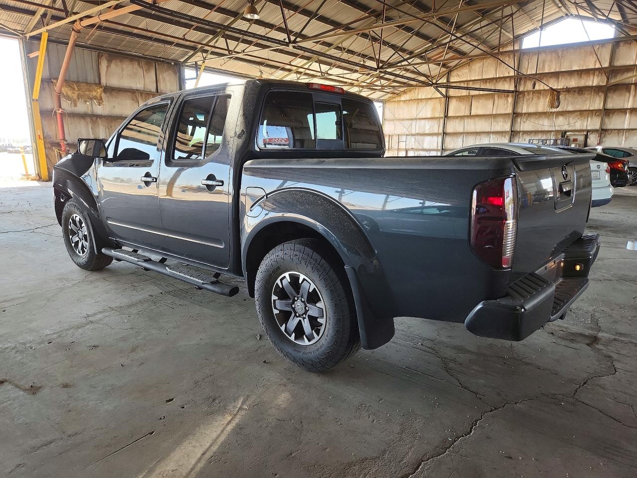 Nissan Frontier Sv