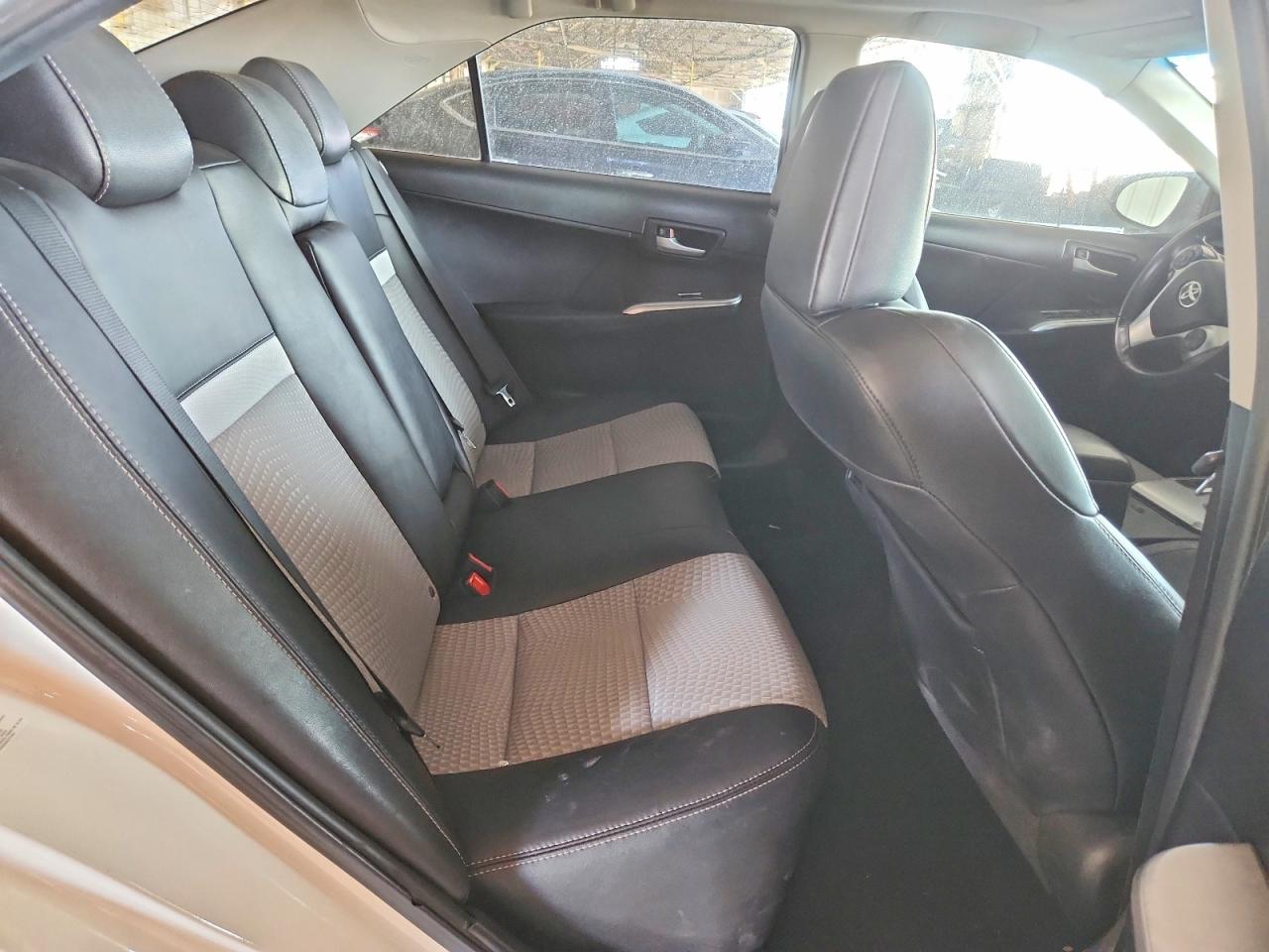 Toyota Camry Se