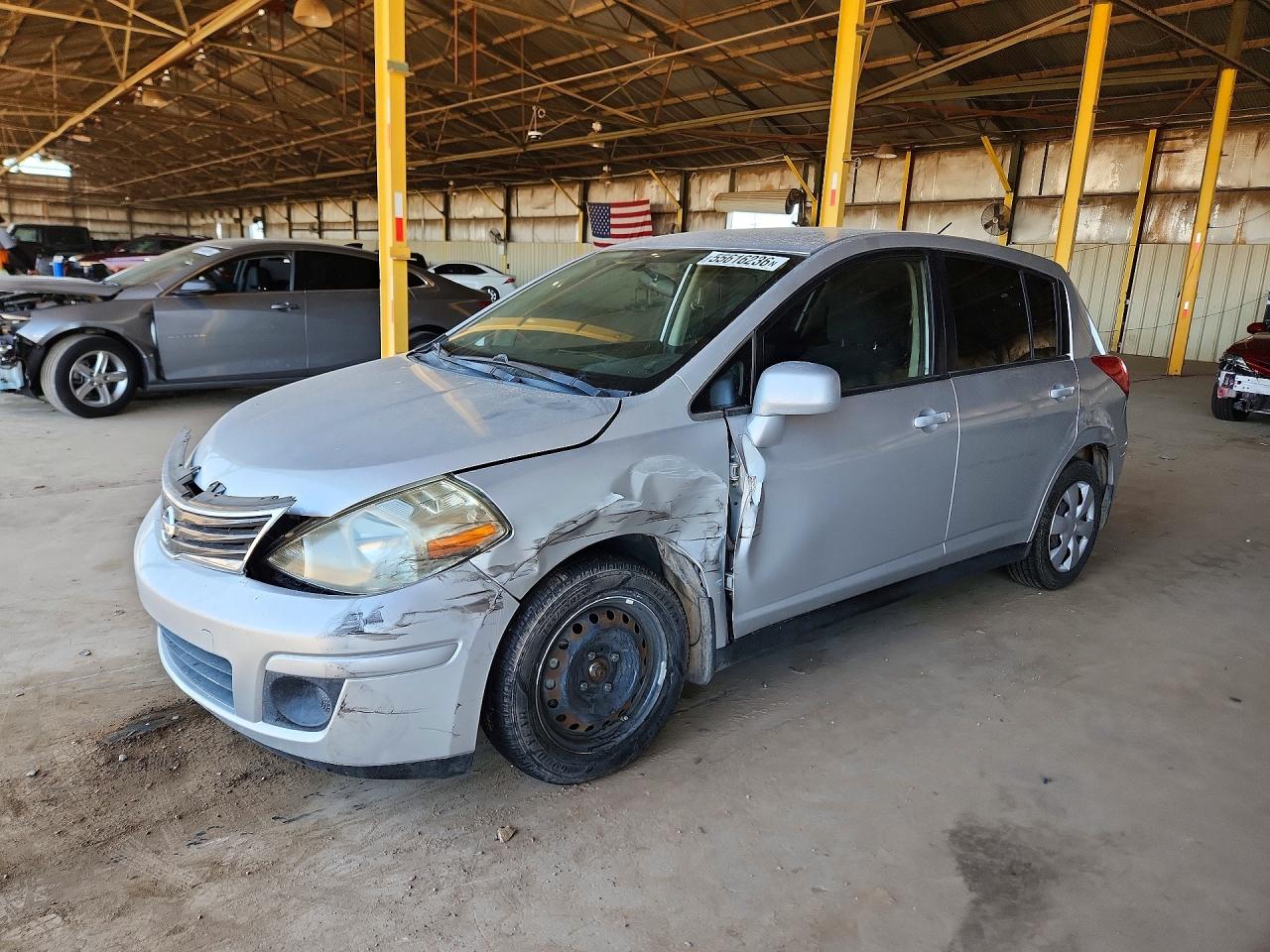 Salvage Nissan Versa Image