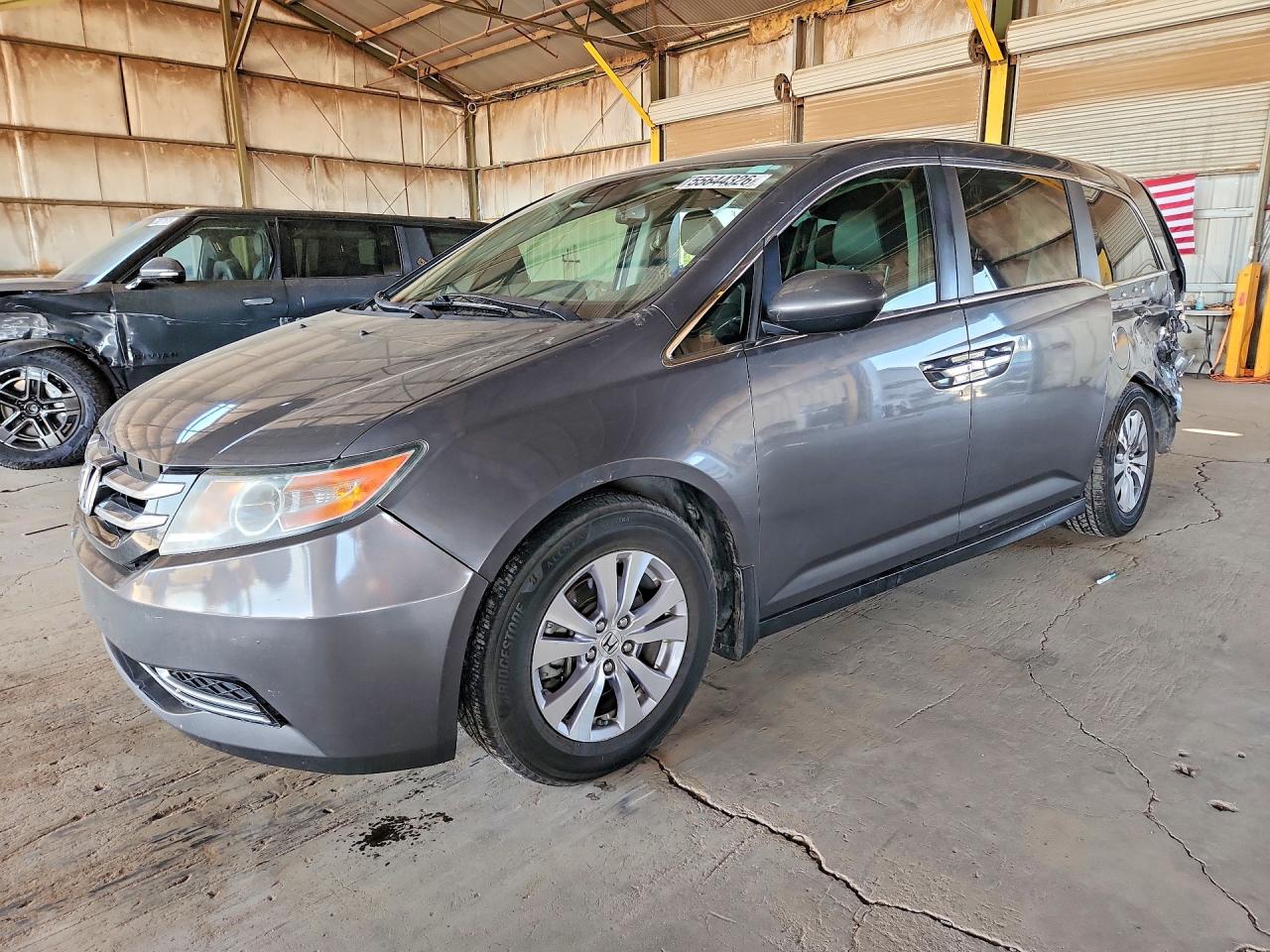 Salvage Honda Odyssey Image