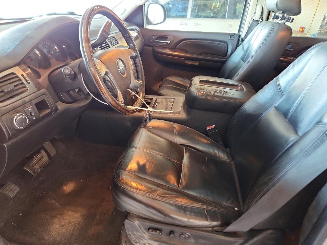 GMC Yukon Denali