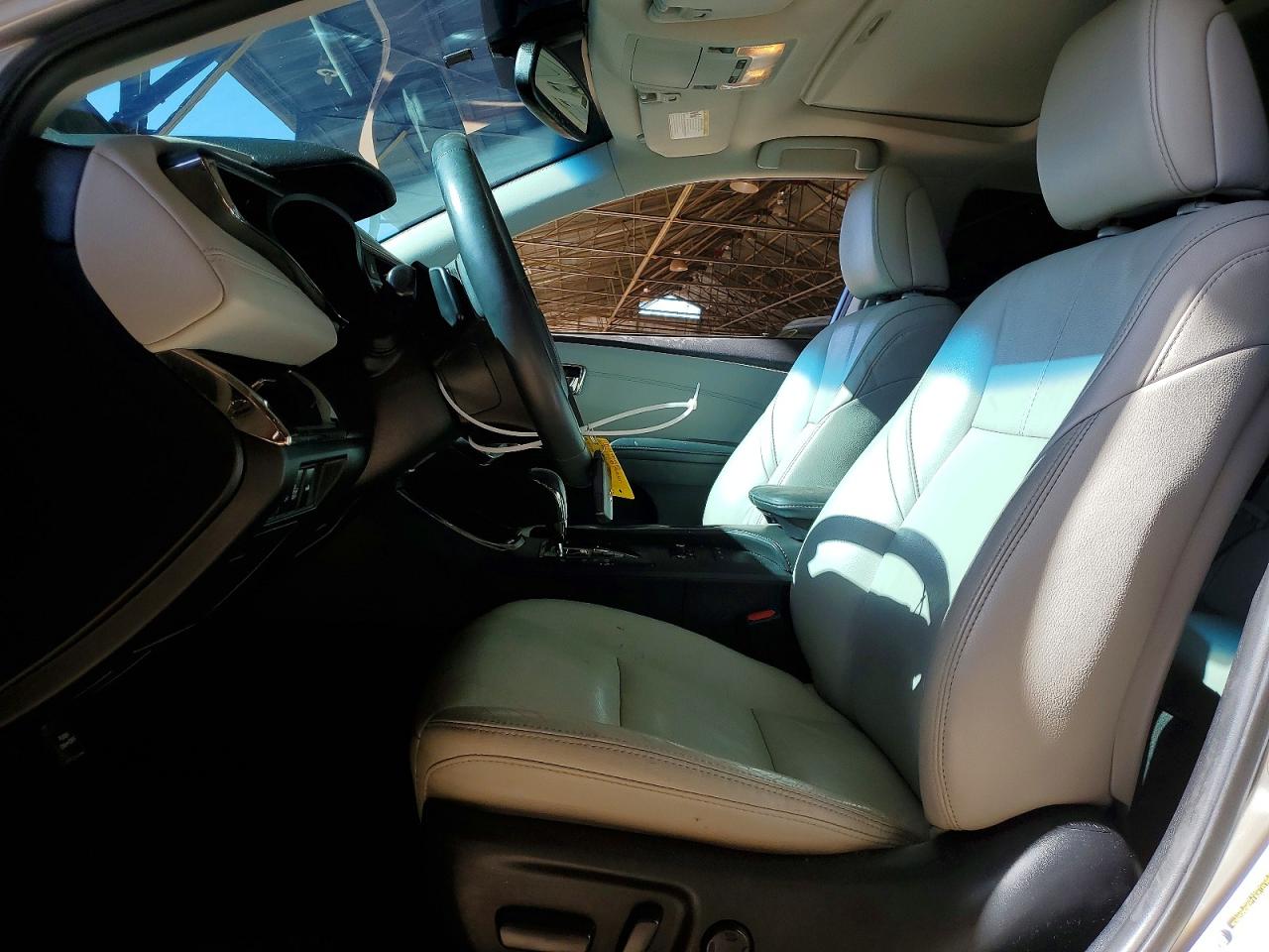 Toyota Avalon Touring