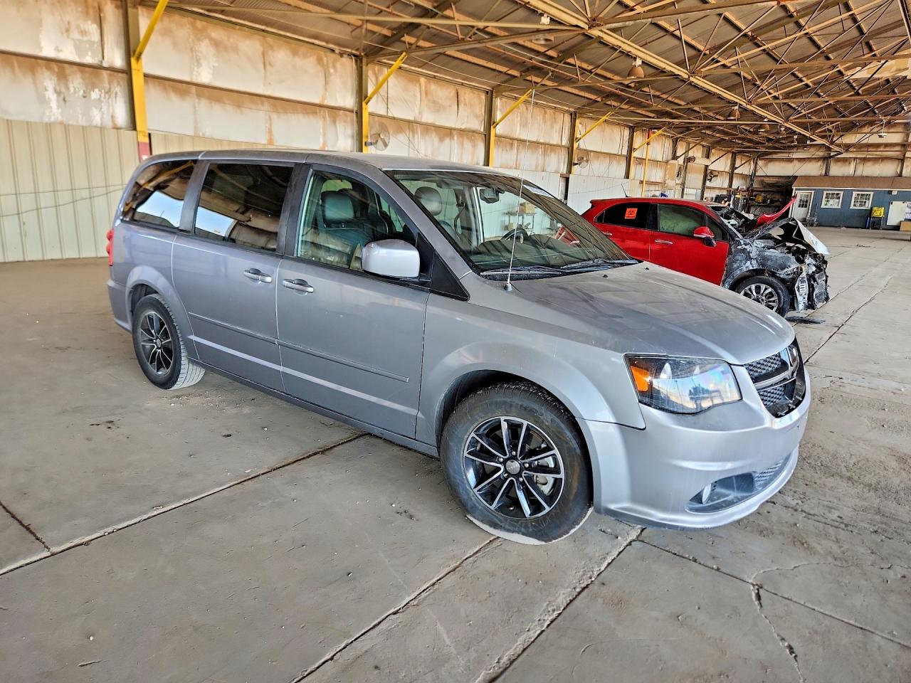 Dodge Caravan Sxt