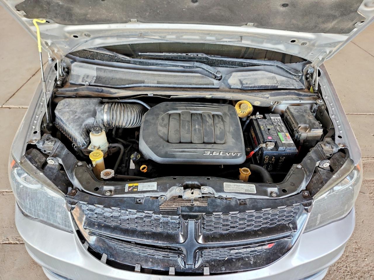 Dodge Caravan Sxt