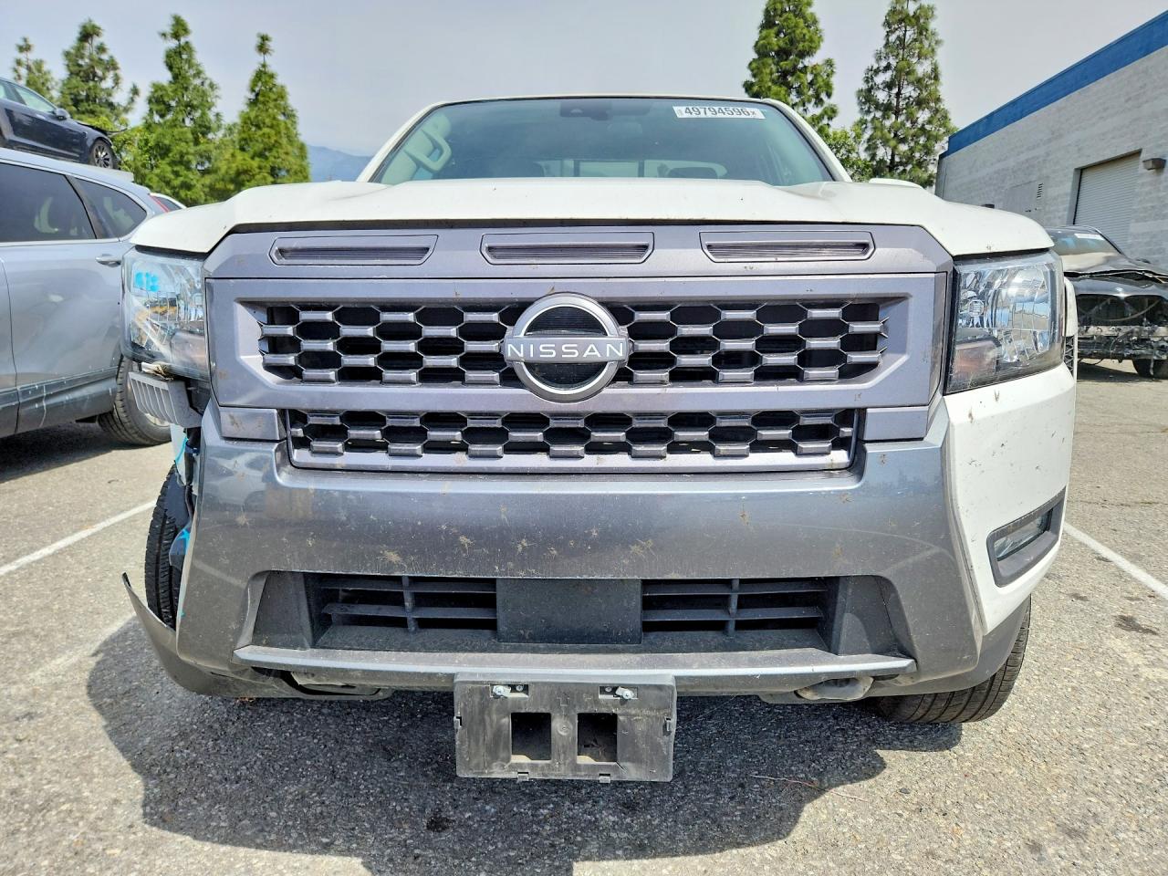 Nissan Frontier Sv