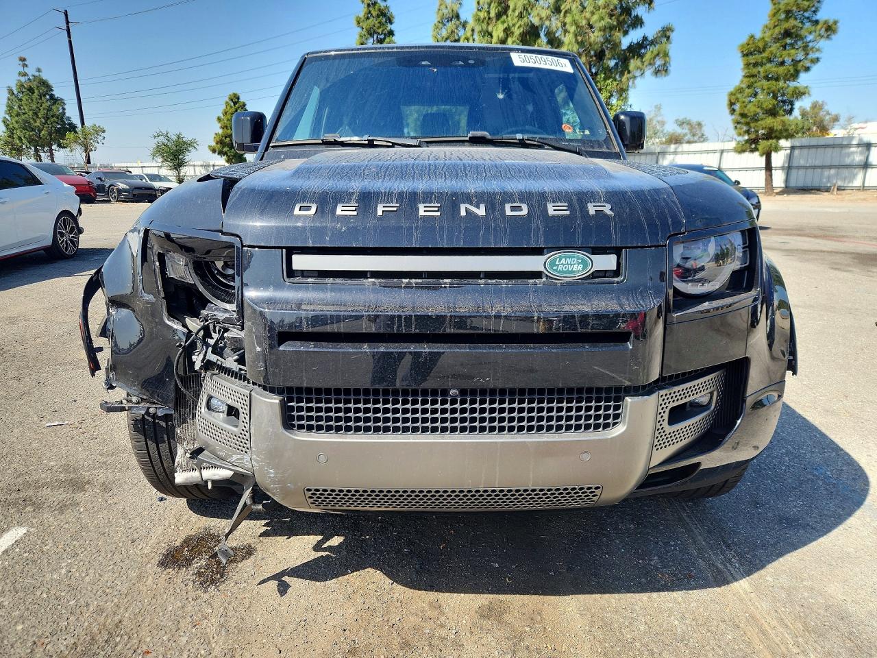 Land Rover Defender 90 X-dynamic S