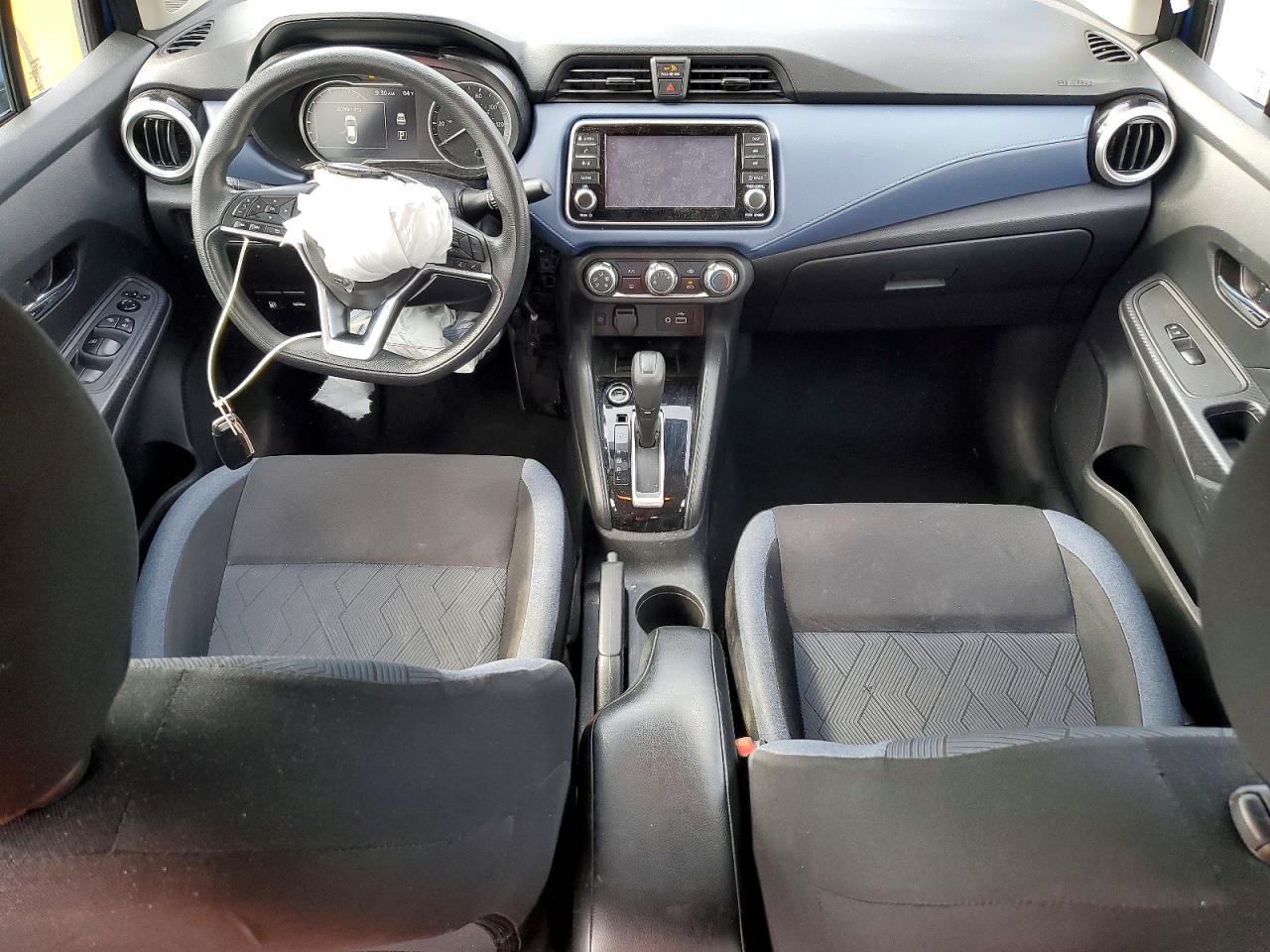 Nissan Versa Sv