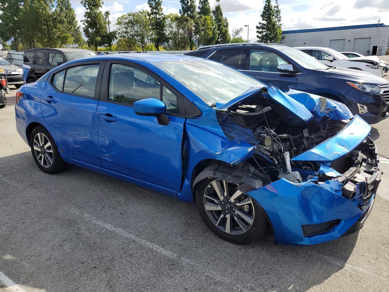 Nissan Versa Sv