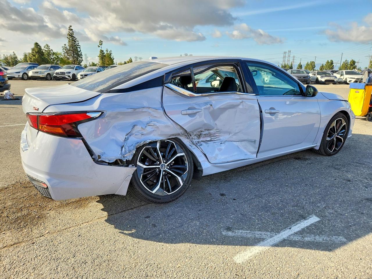 Nissan Altima Sr