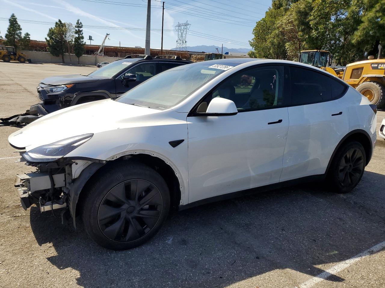 Salvage Tesla Model Y Image
