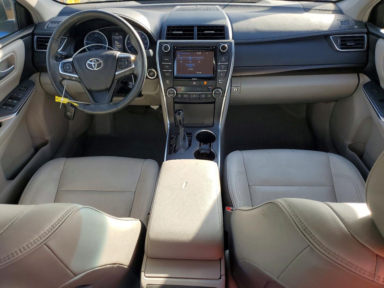 Toyota Camry Xle