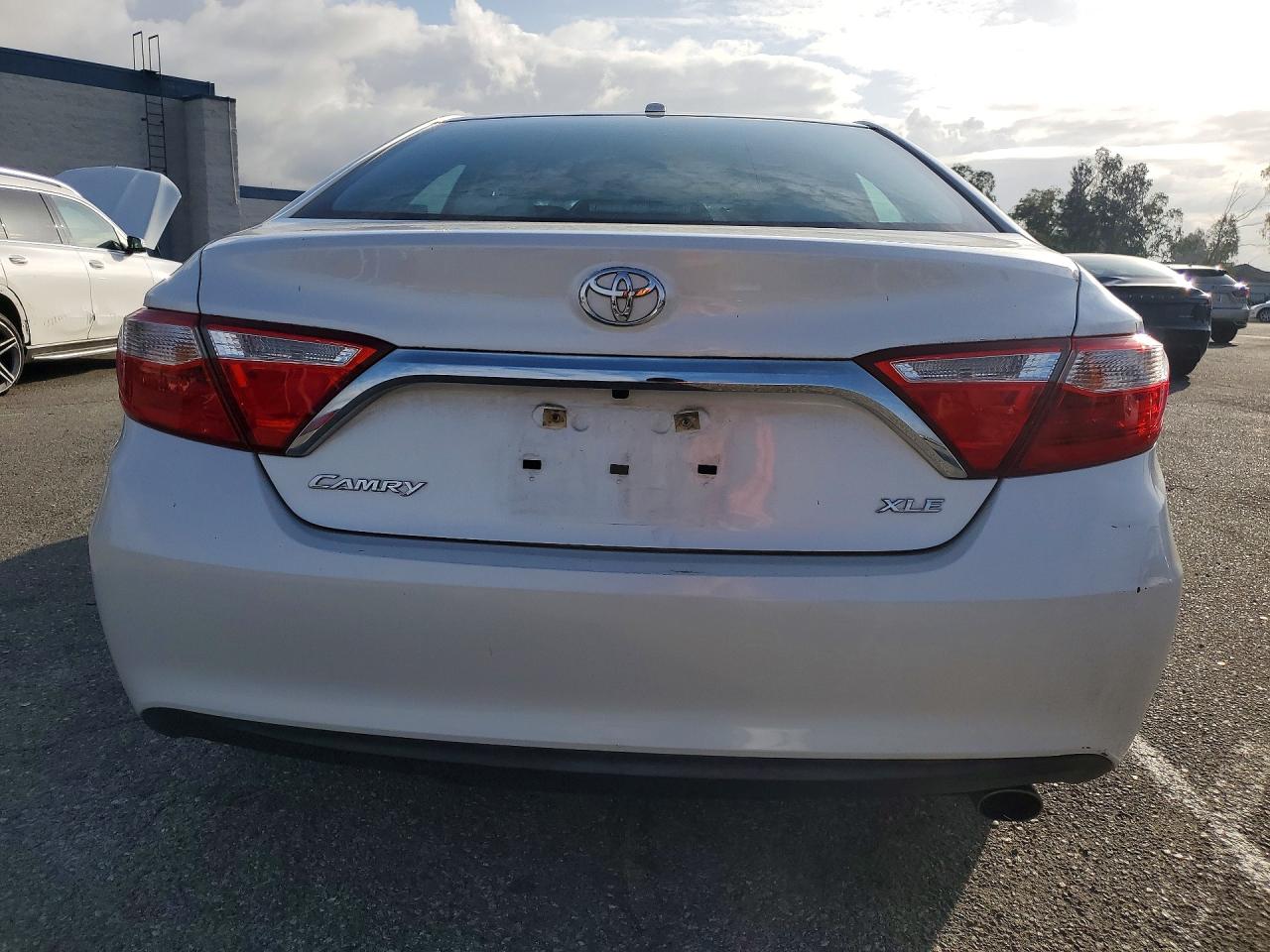 Toyota Camry Xle