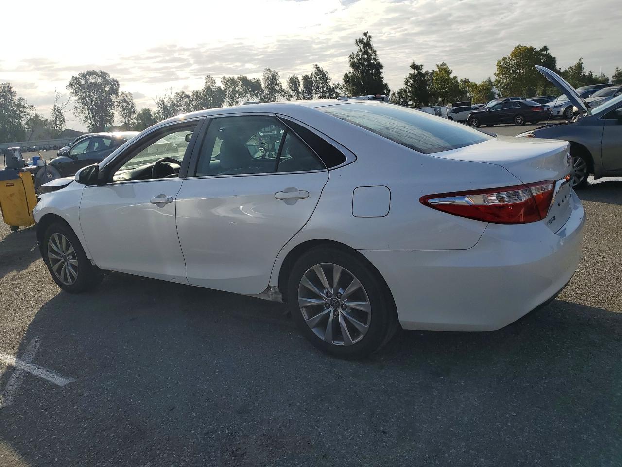 Toyota Camry Xle